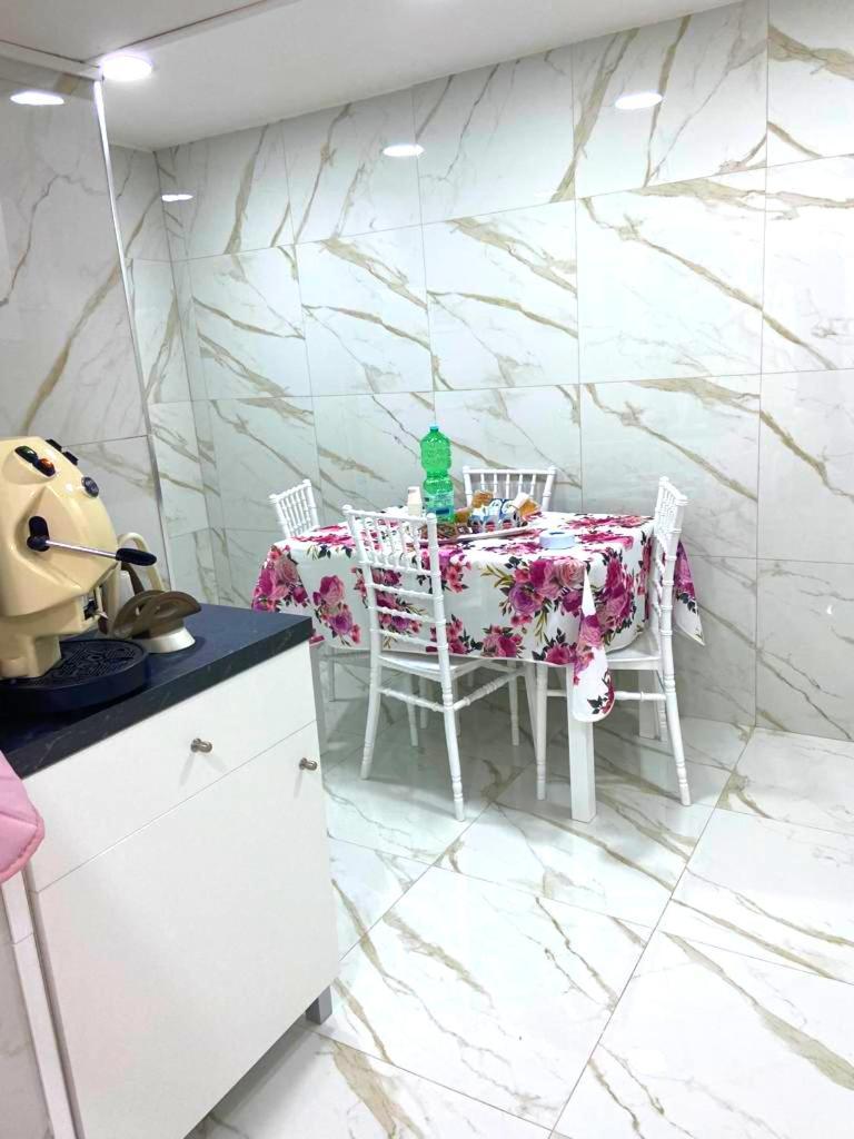 ナポリBlessing Houseアパートメント エクステリア 写真